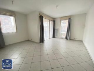  Appartement à louer 3 pièces 67 m²