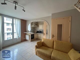  Appartement à louer 3 pièces 52 m²
