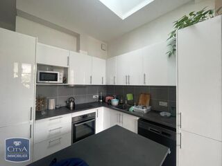  Appartement � louer 6 pi�ces 135 m�