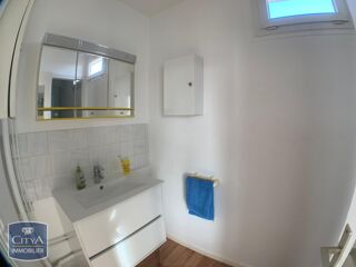  Appartement à louer 1 pièce 28 m²