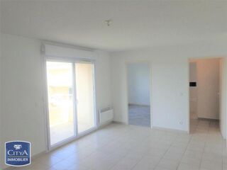  Appartement à louer 3 pièces 56 m²