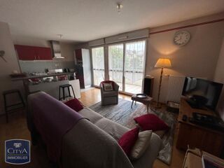  Appartement à louer 4 pièces 87 m²