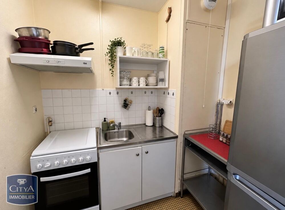 location Appartement - 1 pièce(s) - 40 m² Le Mans (72000)