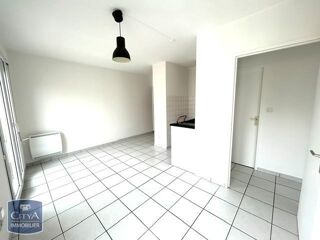  Appartement à louer 2 pièces 32 m²