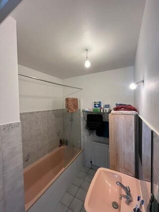  Appartement à louer 3 pièces 70 m²
