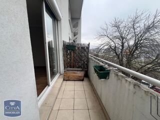  Appartement à louer 3 pièces 53 m²