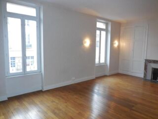  Appartement à louer 2 pièces 64 m²