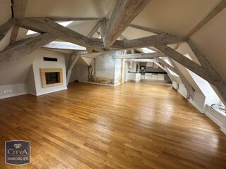  Appartement à louer 4 pièces 88 m²