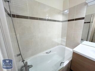  Appartement à louer 2 pièces 37 m²