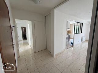  Appartement à louer 3 pièces 70 m²