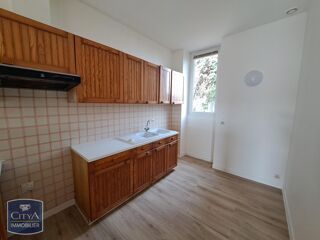  Appartement à louer 2 pièces 37 m²