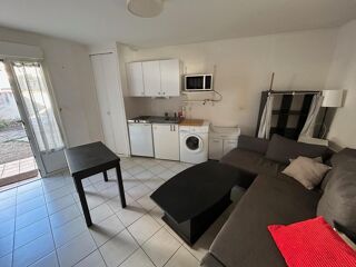  Appartement à louer 2 pièces 25 m²