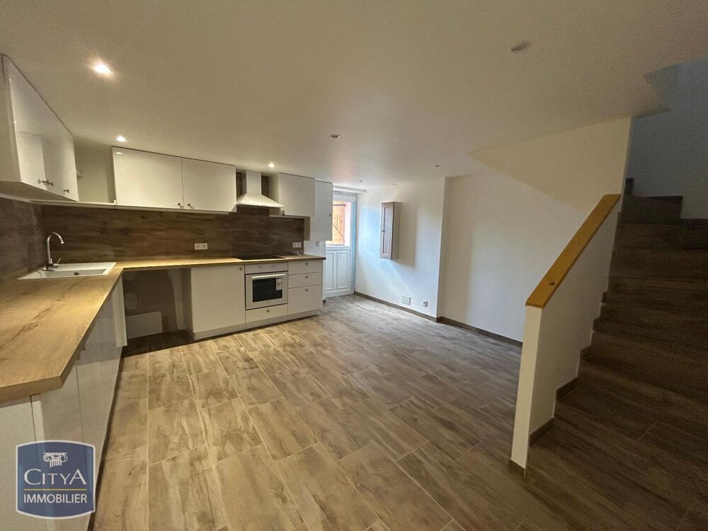 location Maison - 3 pièce(s) - 53 m² Bagnols-en-Forêt (83600)