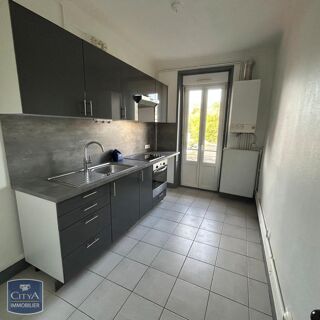  Appartement à louer 3 pièces 65 m²
