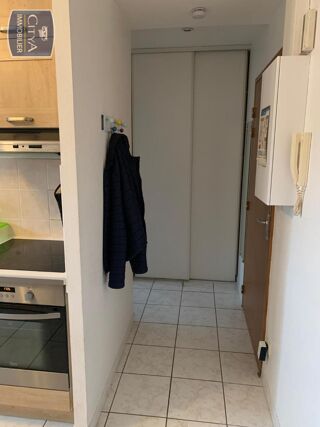  Appartement à louer 2 pièces 27 m²