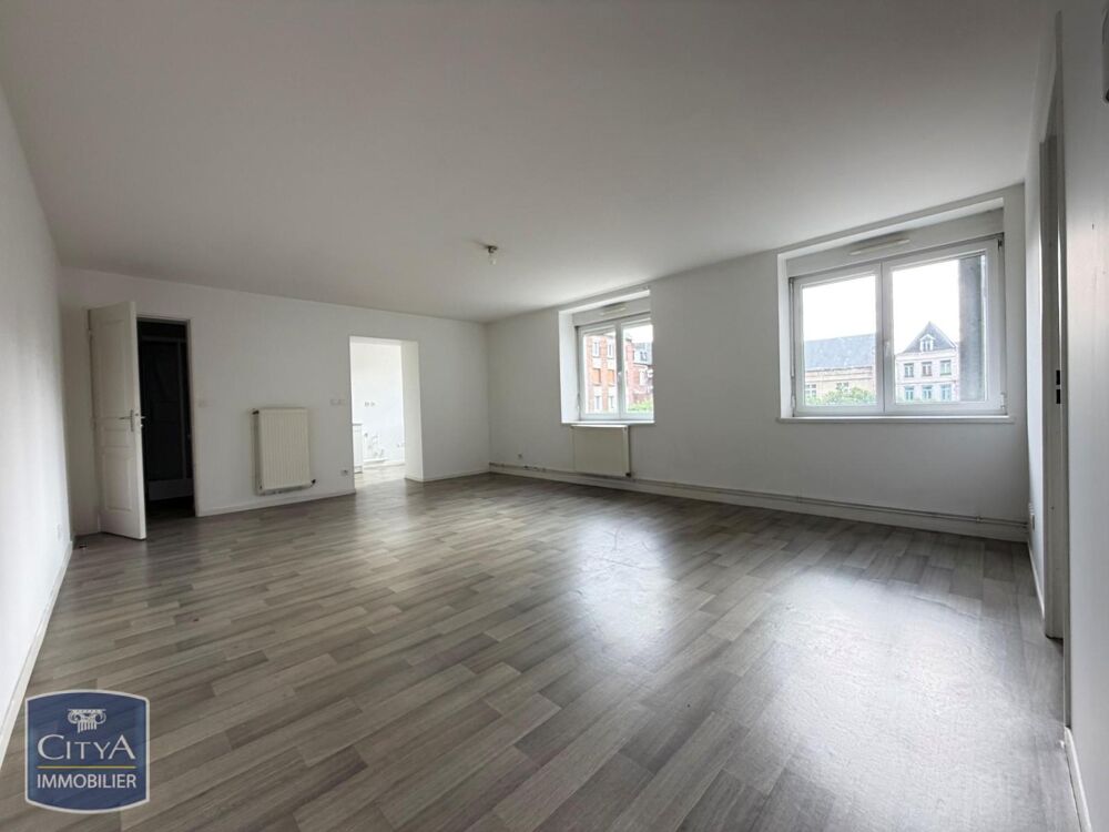 Venez découvrir cet appartement se situant dans une rési....