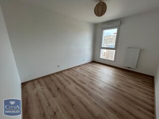  Appartement à louer 3 pièces 64 m²