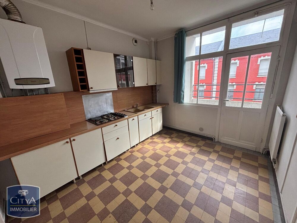 À LOUER : Appartement ancien T3 situé dans la charmante ....