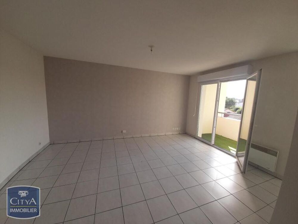 À LOUER : Joli Appartement T2 à TARBES, dans un quartier....