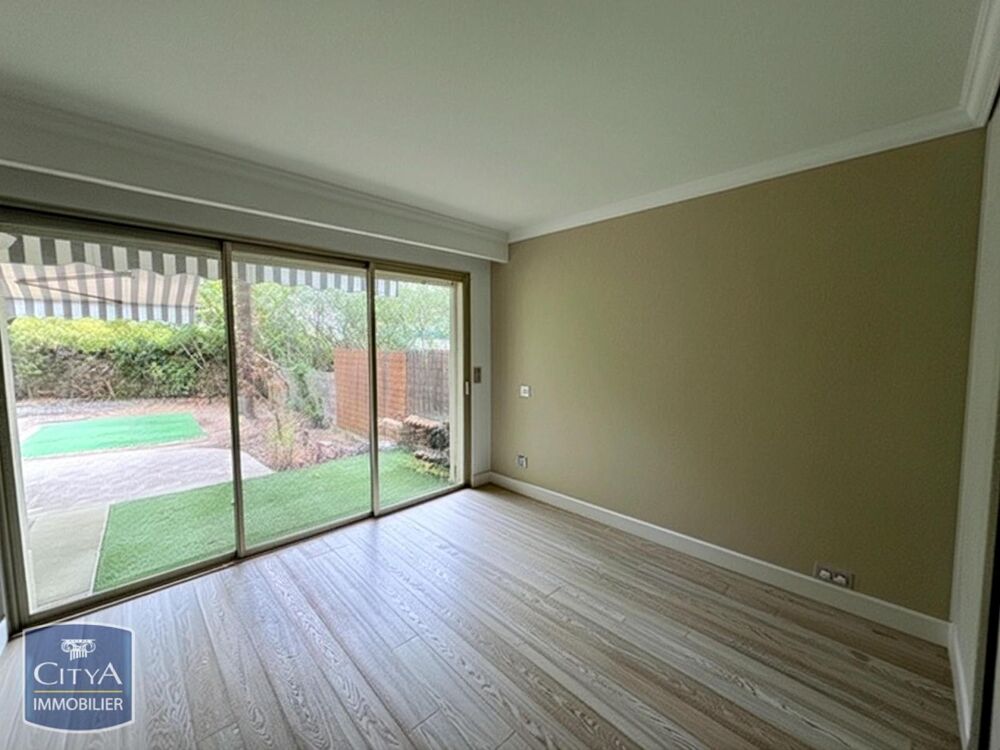 location Appartement - 3 pièce(s) - 58 m² Cannes (06400)