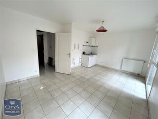  Appartement à louer 1 pièce 27 m²