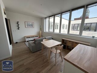  Appartement à louer 2 pièces 35 m²