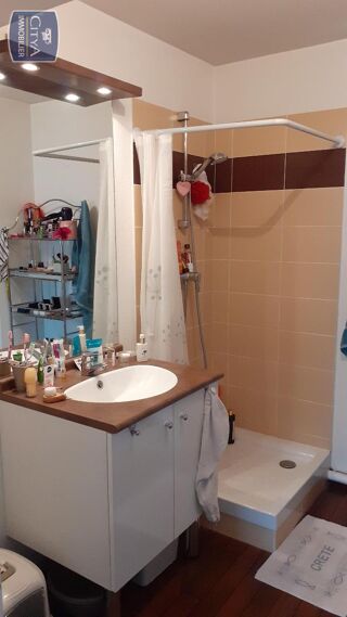  Appartement à louer 1 pièce 27 m²