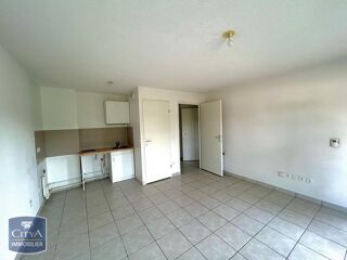  Appartement à louer 2 pièces 39 m²