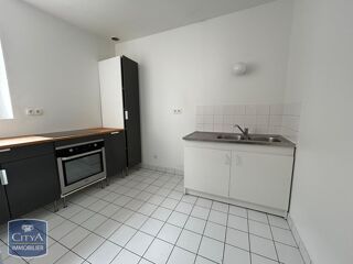  Appartement à louer 4 pièces 90 m²