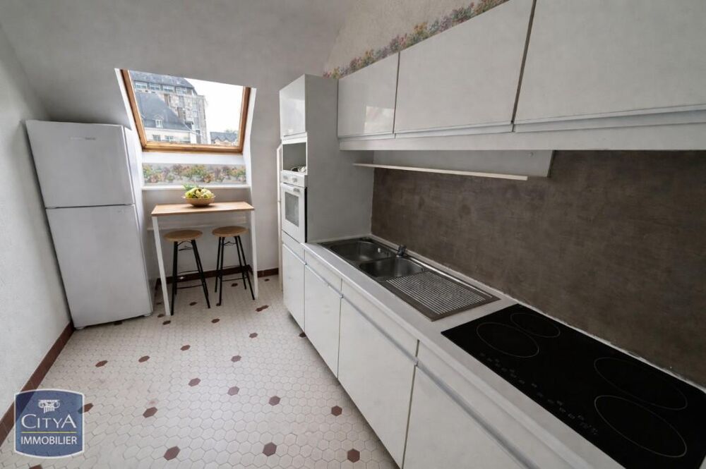 location Appartement - 2 pièce(s) - 67 m² Tours (37000)
