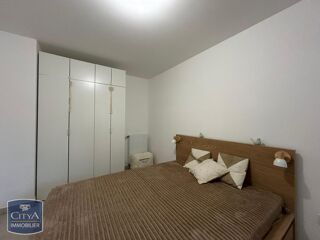  Appartement à louer 2 pièces 44 m²