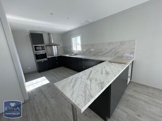  Maison à louer 4 pièces 115 m²