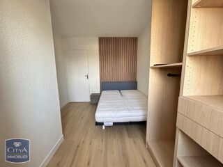  Appartement à louer 2 pièces 32 m²