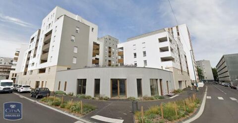  Parking / Garage  louer 