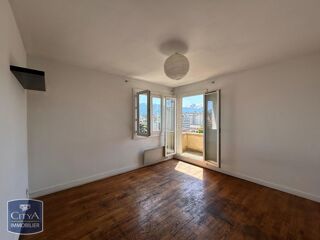  Appartement à louer 1 pièce 32 m²