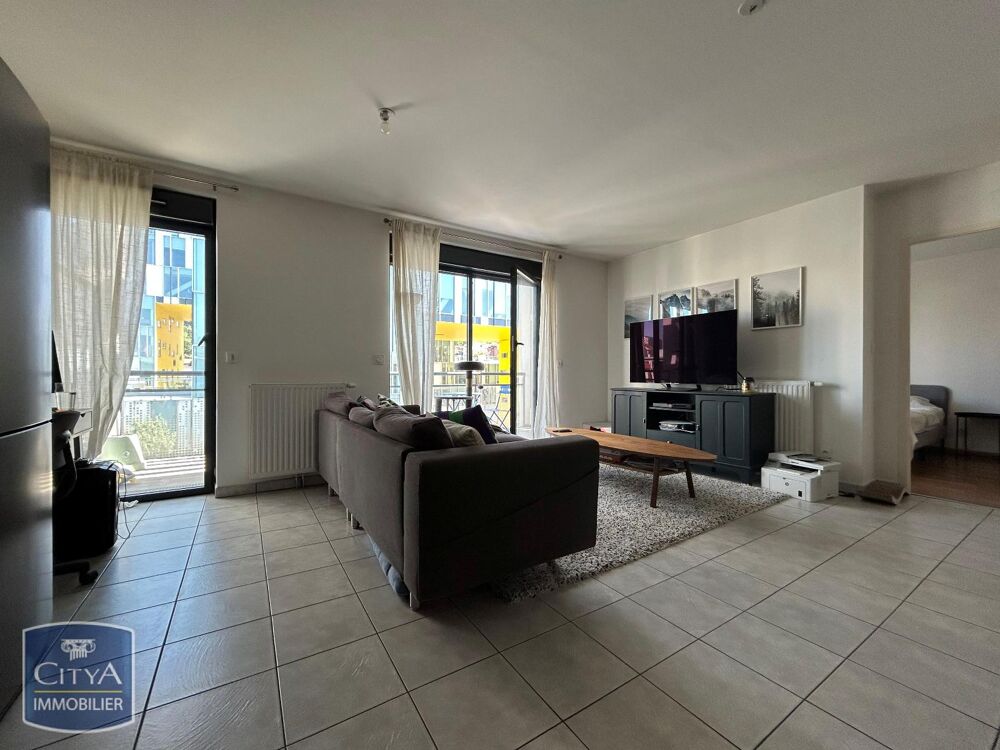 À LOUER : Appartement T3 à Saint-Étienne, situé dans un ....