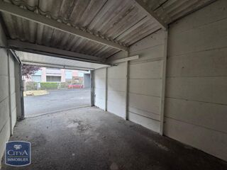  Parking / Garage à louer 