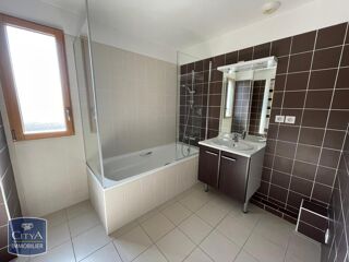  Appartement à louer 2 pièces 58 m²