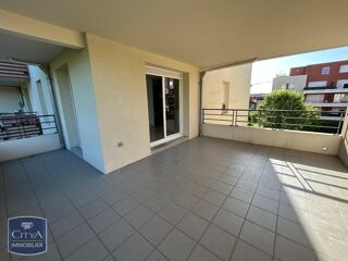  Appartement à louer 4 pièces 75 m²