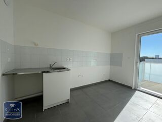  Appartement à louer 3 pièces 75 m²