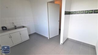  Appartement à louer 4 pièces 104 m²