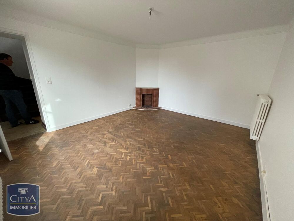 location Maison - 5 pièce(s) - 96 m² Saint-Léonard-de-Noblat (87400)