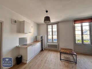  Appartement à louer 2 pièces 27 m²