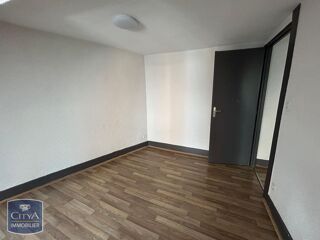  Appartement à louer 3 pièces 42 m²