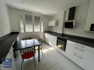  Appartement à louer 3 pièces 65 m²