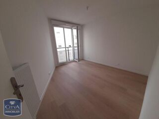  Appartement à louer 4 pièces 88 m²