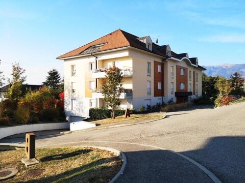   Location Appartement Appartement - 4 pice(s) - 79 m