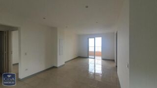  Appartement à louer 3 pièces 65 m²