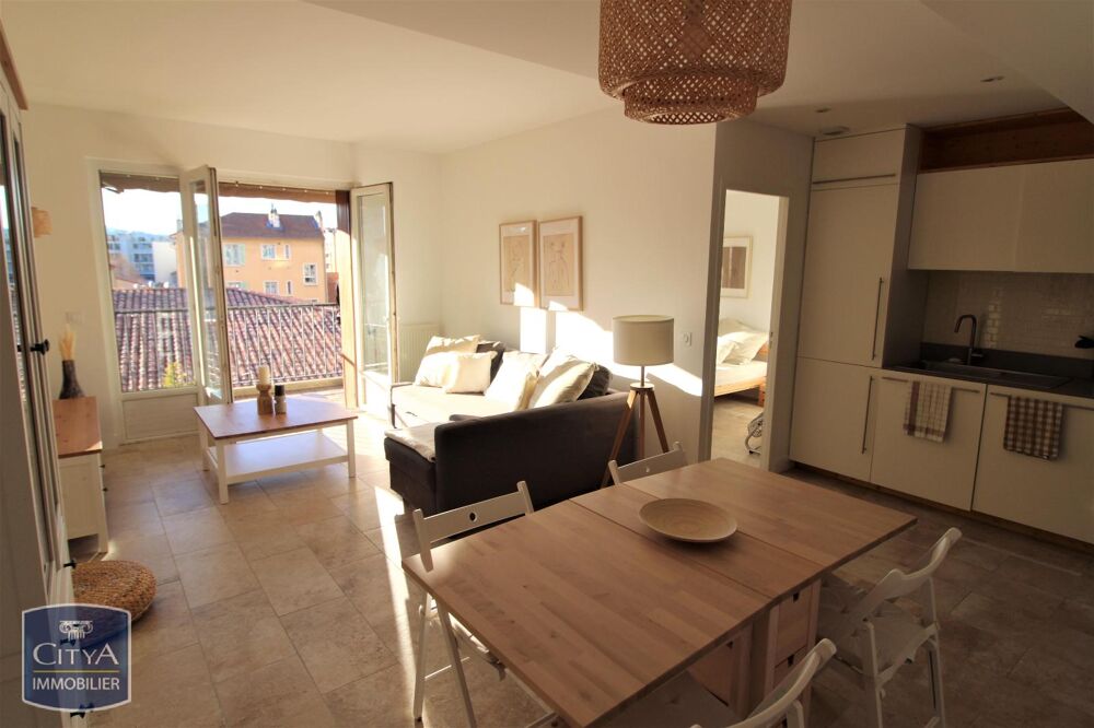 EXCLUSIVITÉ - APPARTEMENT ENTIEREMENT REFAIT A NEUF MEUB....