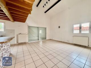 location Maison - 5 pièce(s) - 101 m² Lagorce (33230)